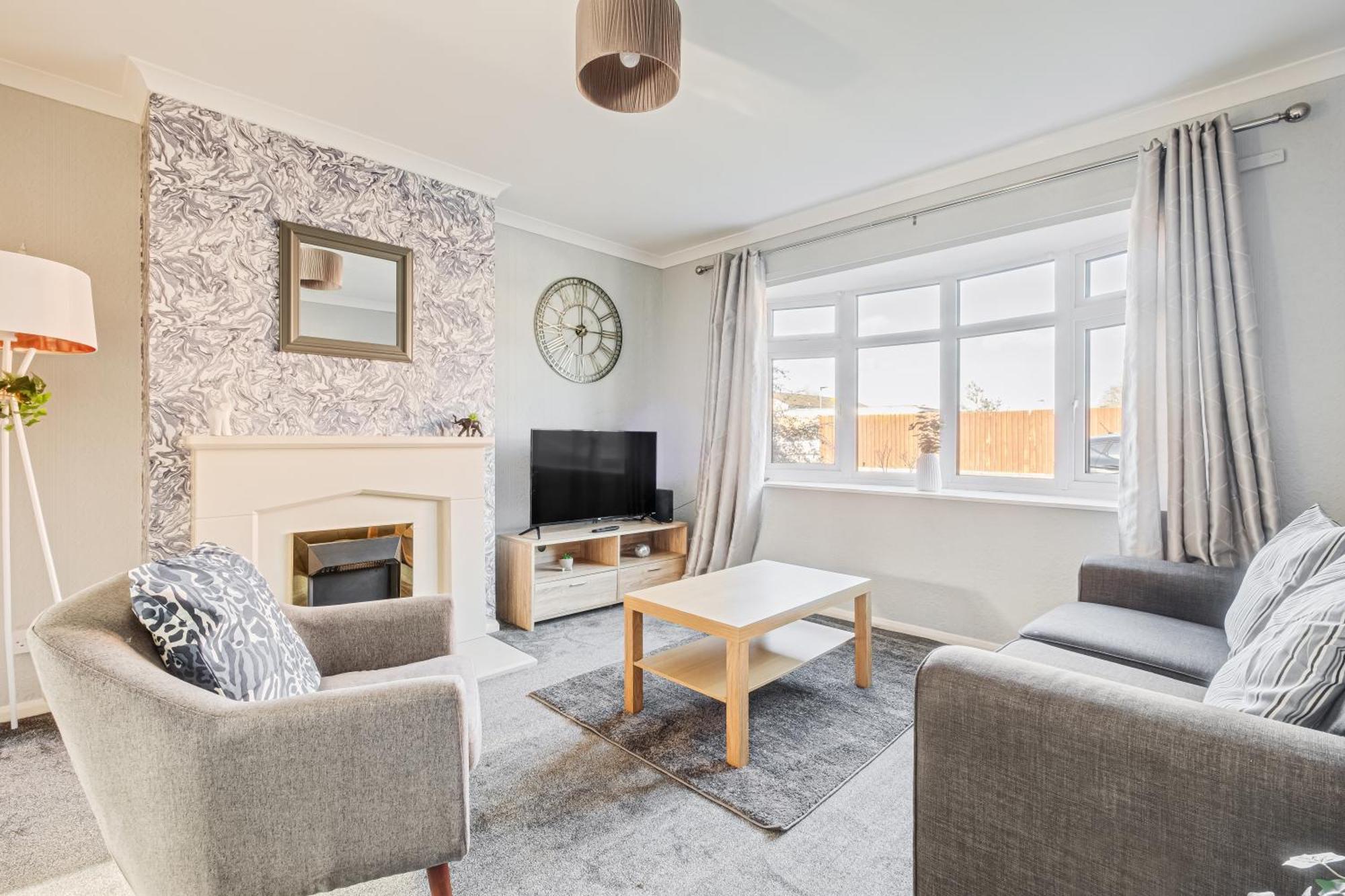 Comfy And Freshly Redecorated Home By Our Home Short Stays Close To Town Centre With Free Parking Bedford Eksteriør billede